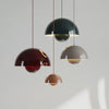 Suspension design dans une chambre chaleureuse