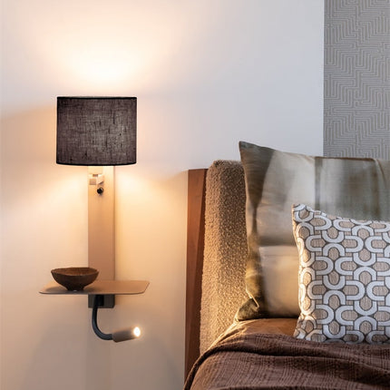 Aplique de pared Florence con lámpara de lectura color arena y negro