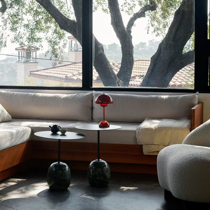 Lámpara de mesa inalámbrica nórdica