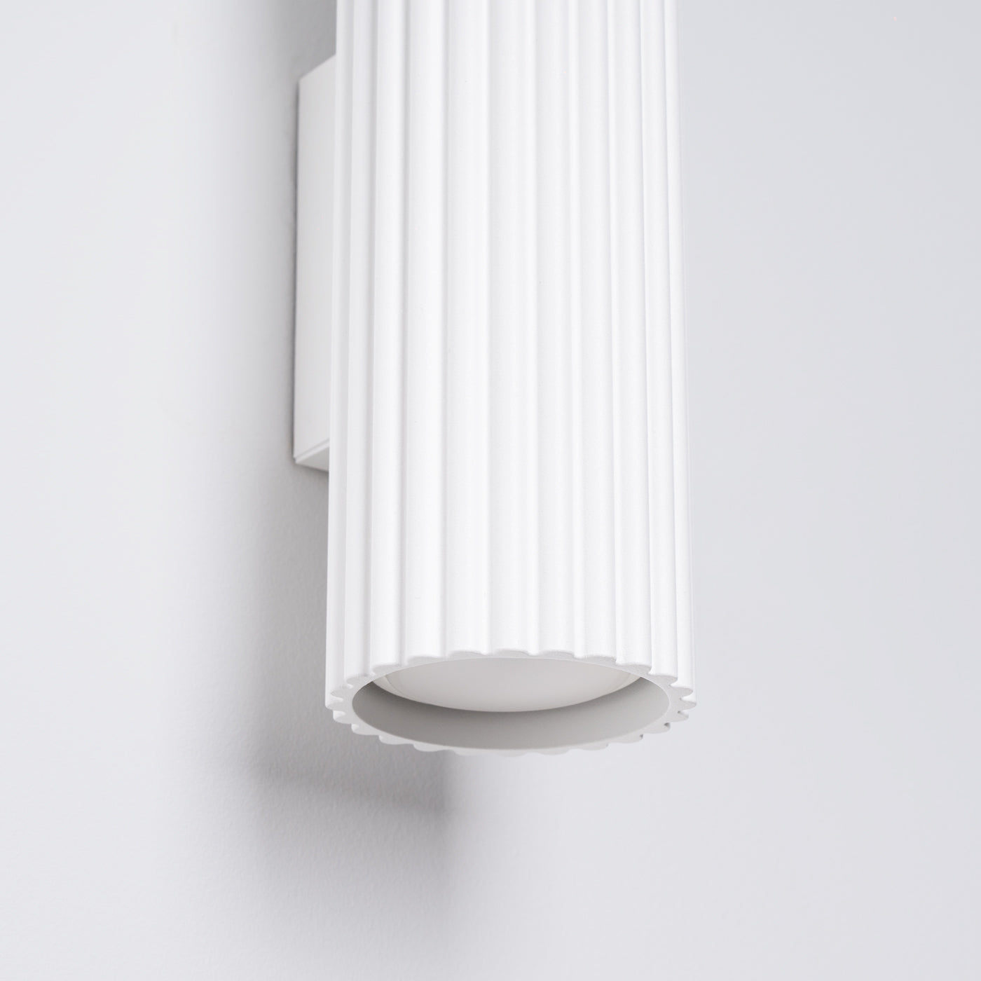 Oslo 30 white wall light