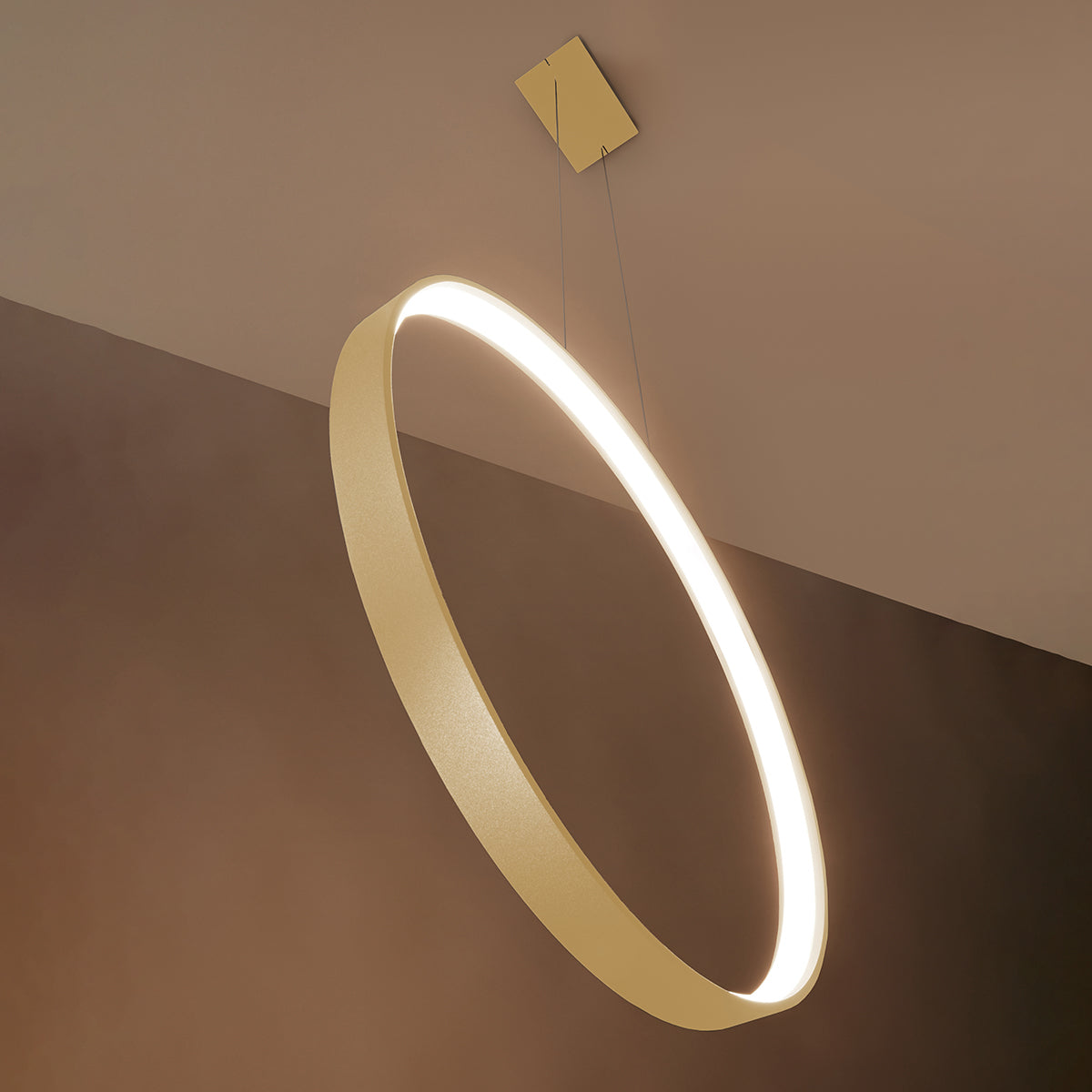 Lampe pendante Anneau Solis 78 doré LED 3000K