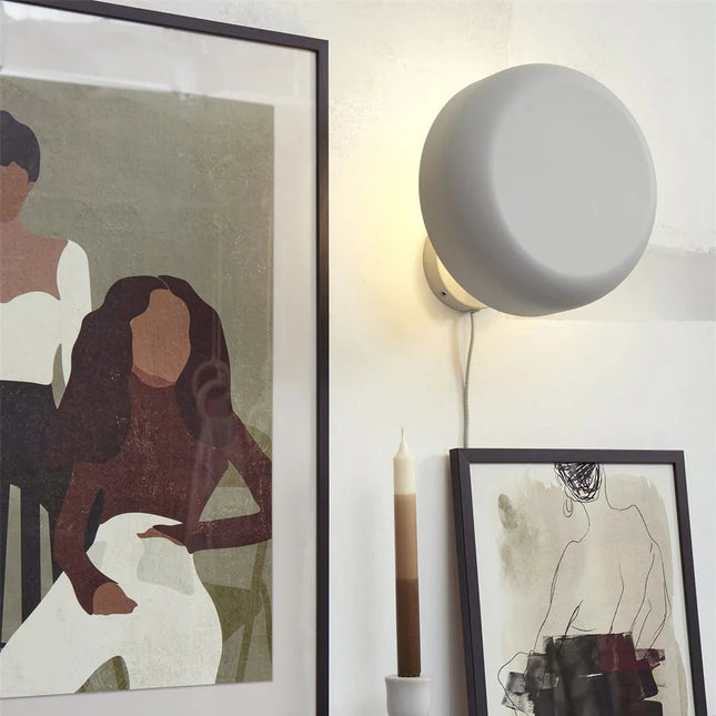 Porto Wandleuchte Hellgrau Eisen