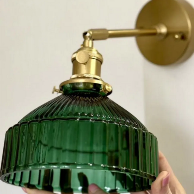 Grüne Vintage Wandleuchte aus geripptem Glas