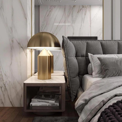 Lámpara de mesa de metal seta