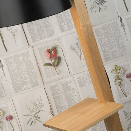 Cambridge Stehlampe aus Holz und schwarzem Eisen, 168 cm