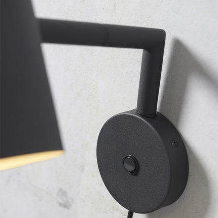 Marseille Wandleuchte aus schwarzem Eisen