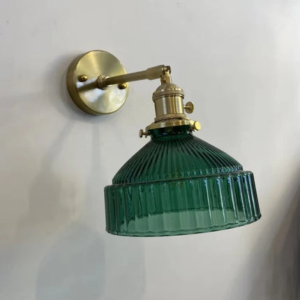 Grüne Vintage Wandleuchte aus geripptem Glas