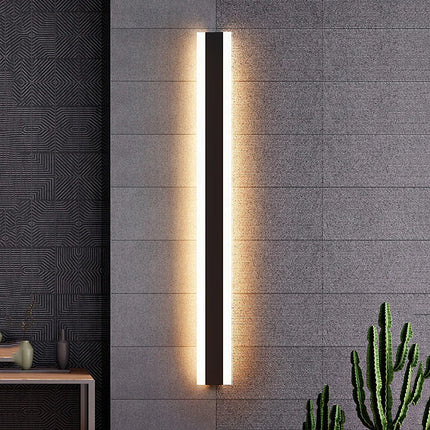 Design Long de l'Applique Noire LED pour Ambiance Extérieure