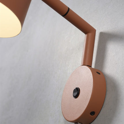 Marseille Iron Terra Wandleuchte