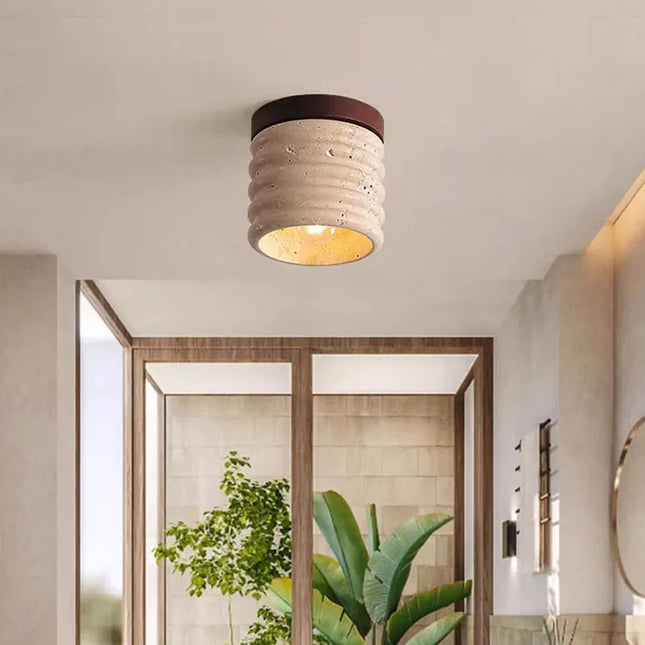 Natürliche Deckenleuchte aus Travertin