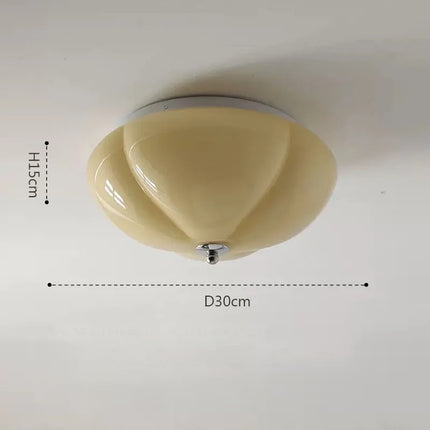 Retro LED-Deckenleuchte mit Glasspitze