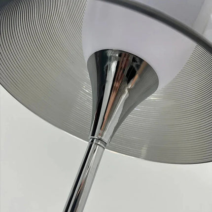 Moderne Acryllampe im italienischen Design