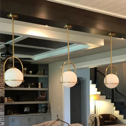 Suspension Globe Nordique Blanc Doré LED