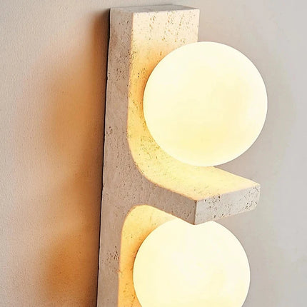 Lámpara de pared de piedra con tira vertical LED