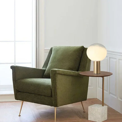 Lámpara de mesa danesa de cristal dorado