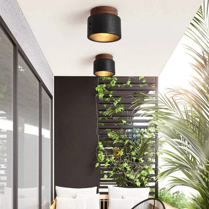 Moderne LED-Deckenleuchte aus schwarzem Travertin