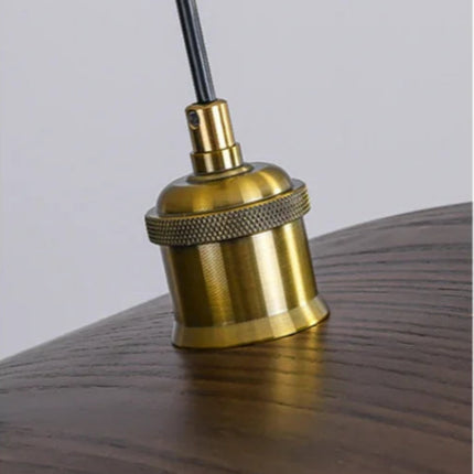 Lámpara colgante moderna de madera con sombrero tallado