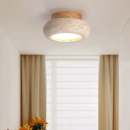 LED-Deckenleuchte aus gelbem Travertin und Holz