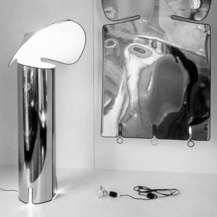 Nordische Tischlampe aus Stahl