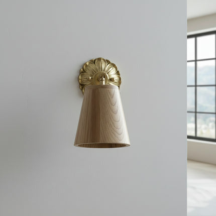 Aplique circular ajustable de madera de fresno y latón