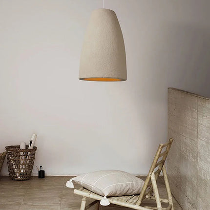 Lustre minimaliste japonais tissé à la main, un choix élégant pour un intérieur contemporain.