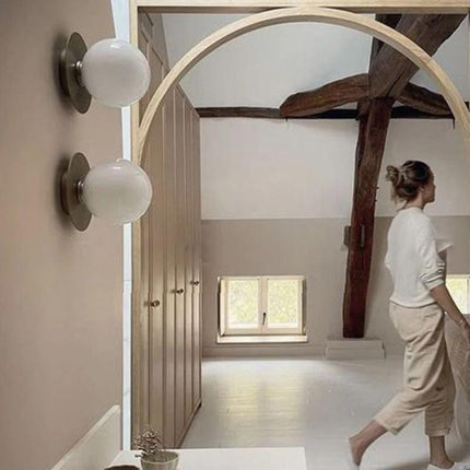 Nordische runde Glaswandleuchte