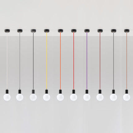 Klassische minimalistische schwarze Hängelampe