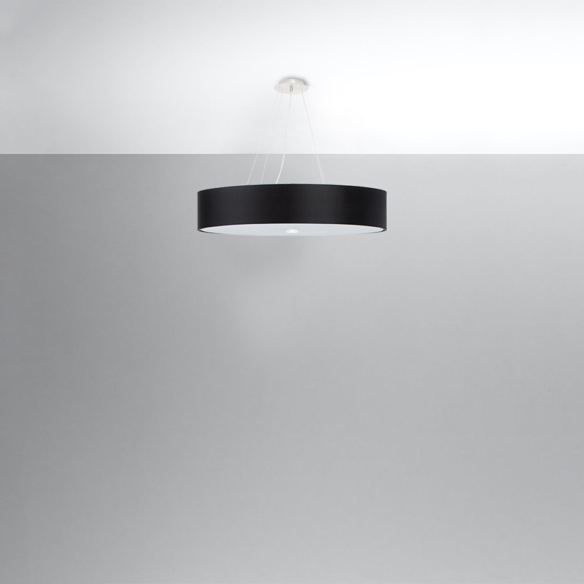 Full Circle Chandelier 70 black