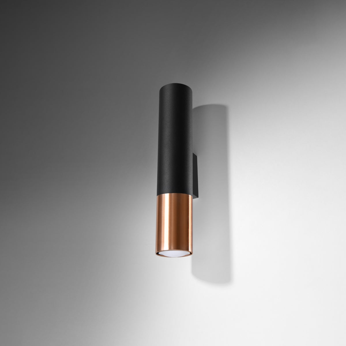 Duo Metallic black/copper wall light