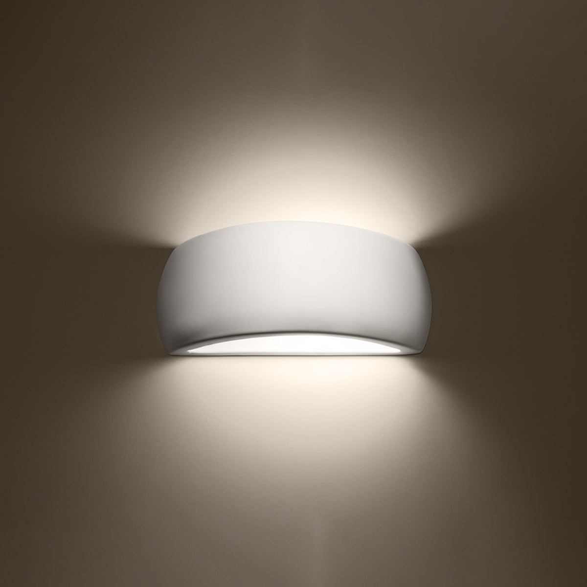 Glossy white ceramic shell varnished wall light