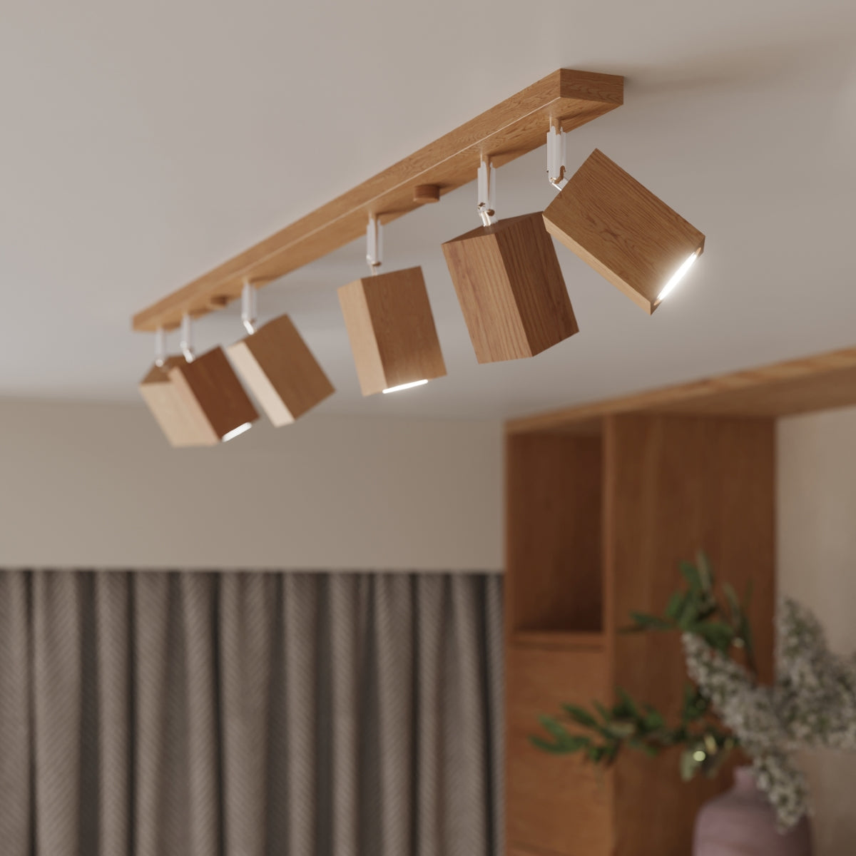 Facette Cubic 2 ceiling light in oak