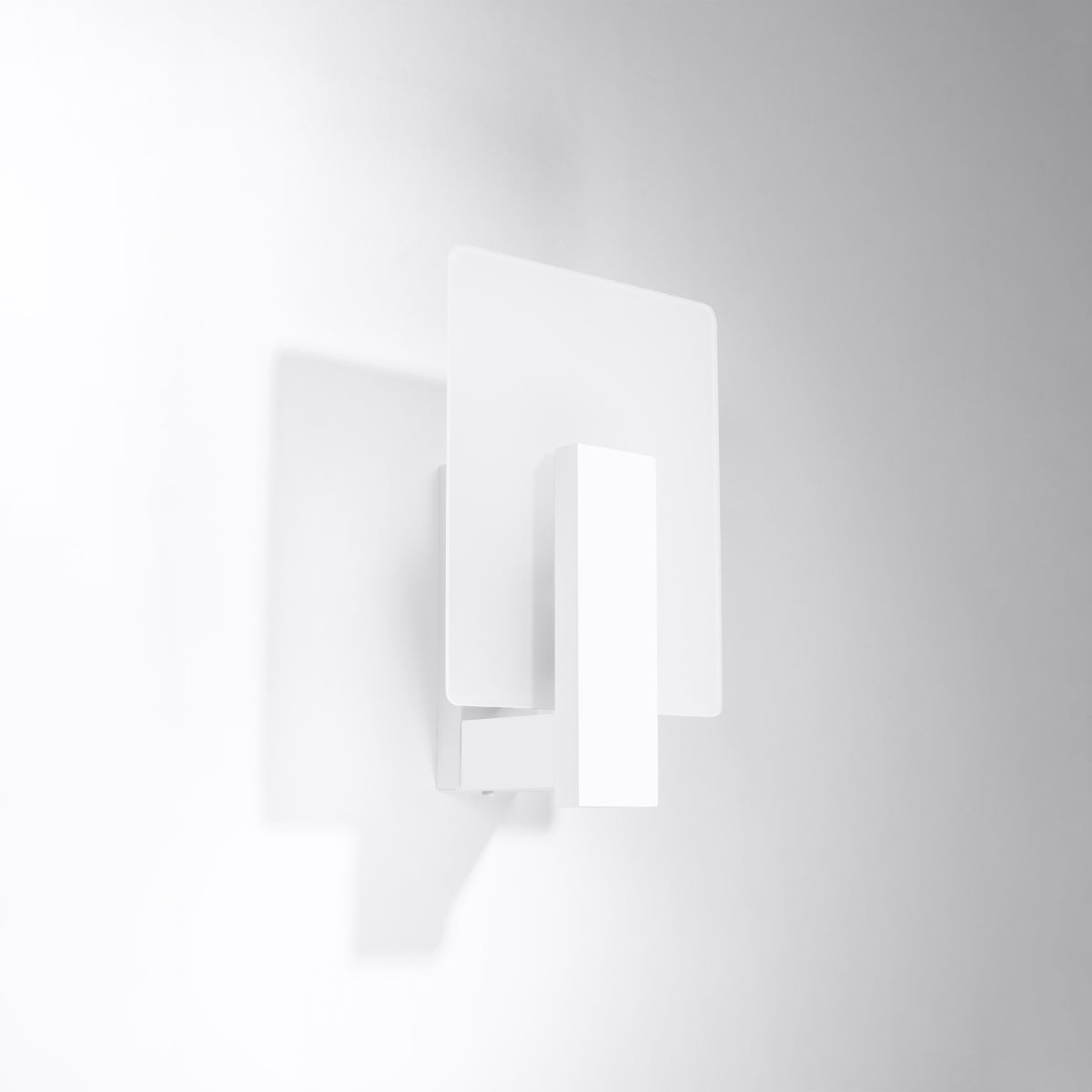 White Geometric Envol Wall Light