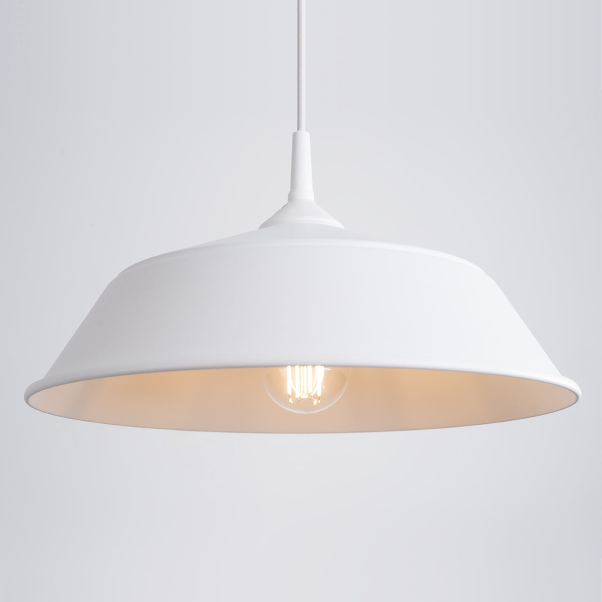 Pur Frika white hanging lamp