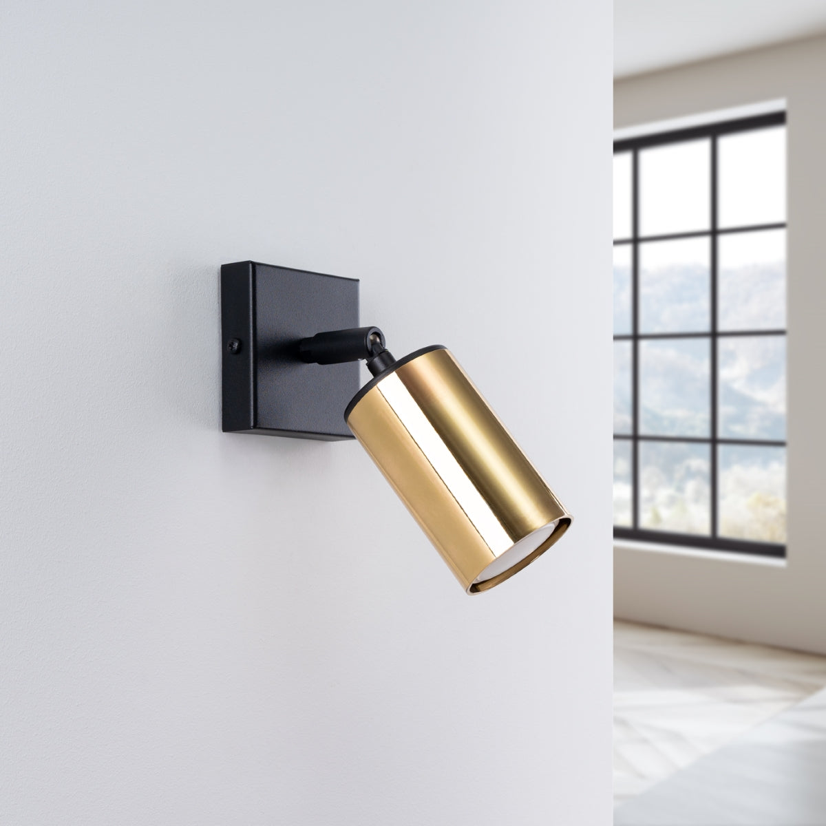 Luxury Steel Wall Light Black/Gold