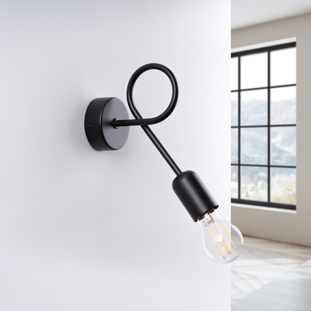 Modern Loop Wall Lamp Black