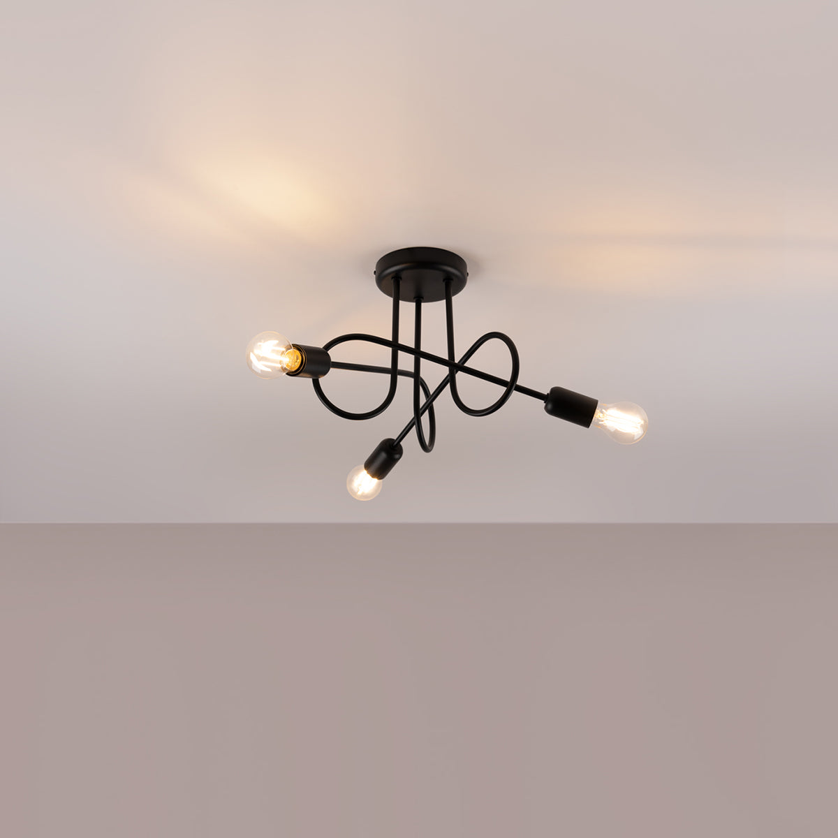 Modern Loop Chandelier 3 black