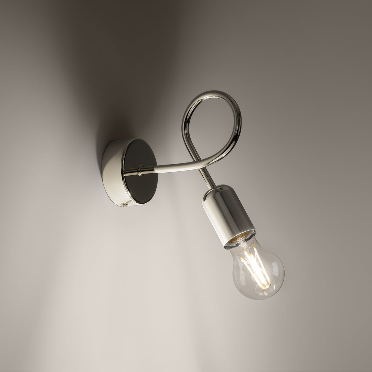 Loop Modern chrome wall light