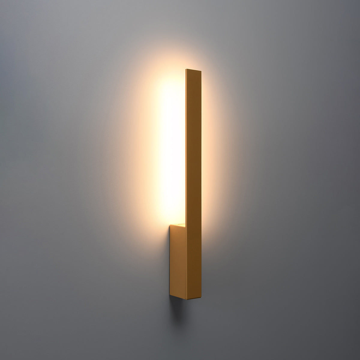 Slim Design S gold wall light 3000K