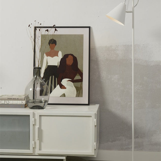 Stehlampe Lisbon, weißer Schirm