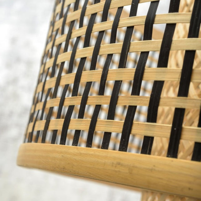 Bhutan Bambus Stehlampe Schwarz und Natur 176 cm