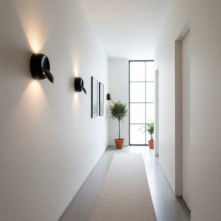 Robuste, um 350 Grad drehbare Wandleuchte