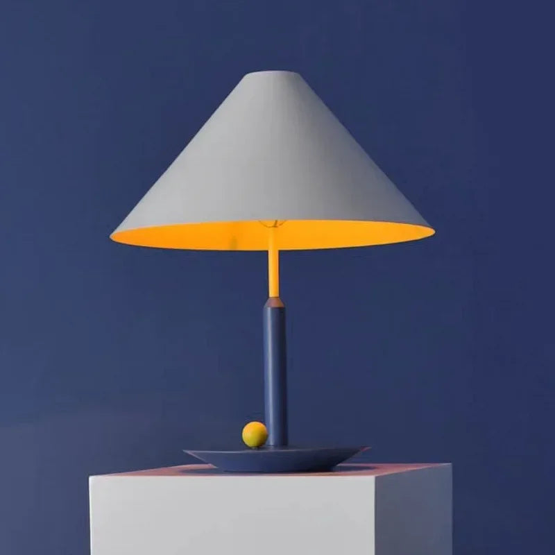 Lampe Design Créatif Coloré de table LED en Métal