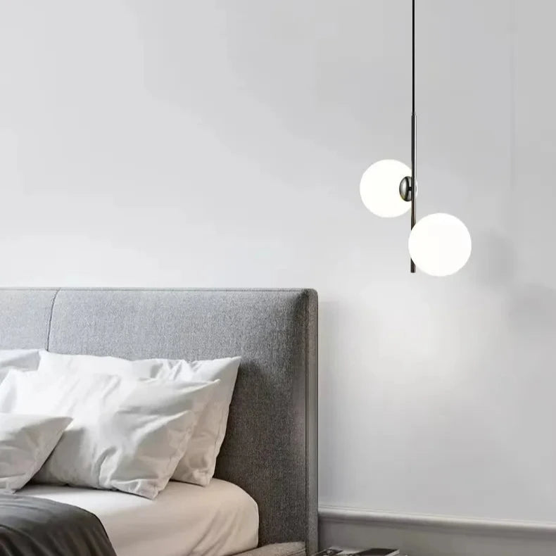 Nordische moderne LED-Pendelleuchte mit vertikalem Arm