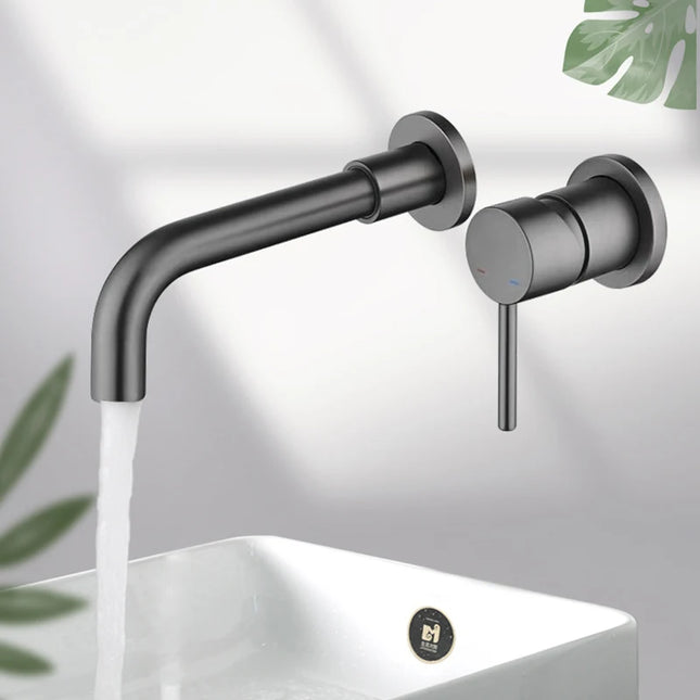 Moderner Einhebel-Wasserhahn aus Messing