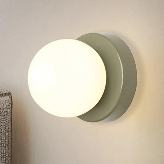 Nordic Ball LED-Wandleuchte