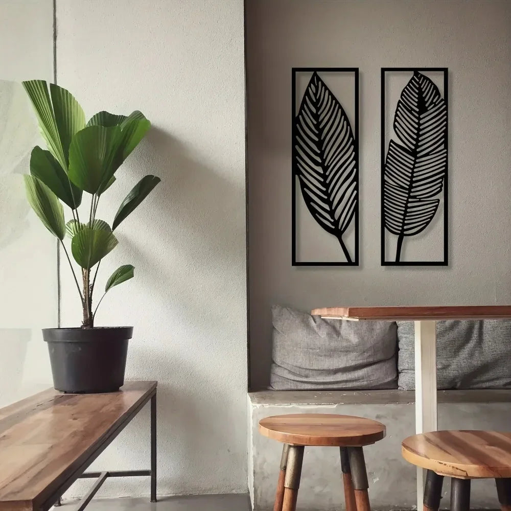 Set of 2 Decorative Black Metal Leaves