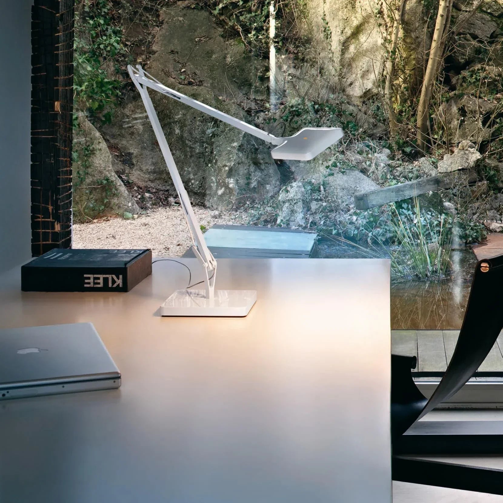 Lampe Italienne Bras Réglable de Bureau LED