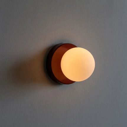 Nordic Ball LED-Wandleuchte