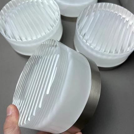 Vintage runde graue Wandleuchte aus gerilltem Acrylglas