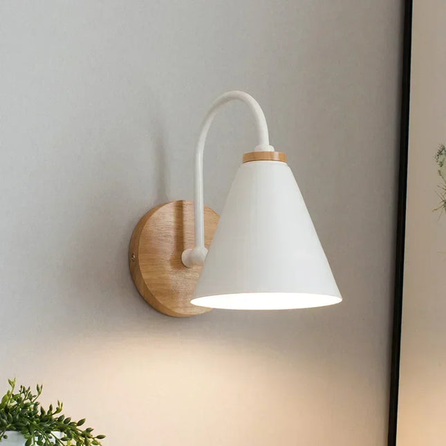 Nordic Minimalist Design Iron Wall Lamp